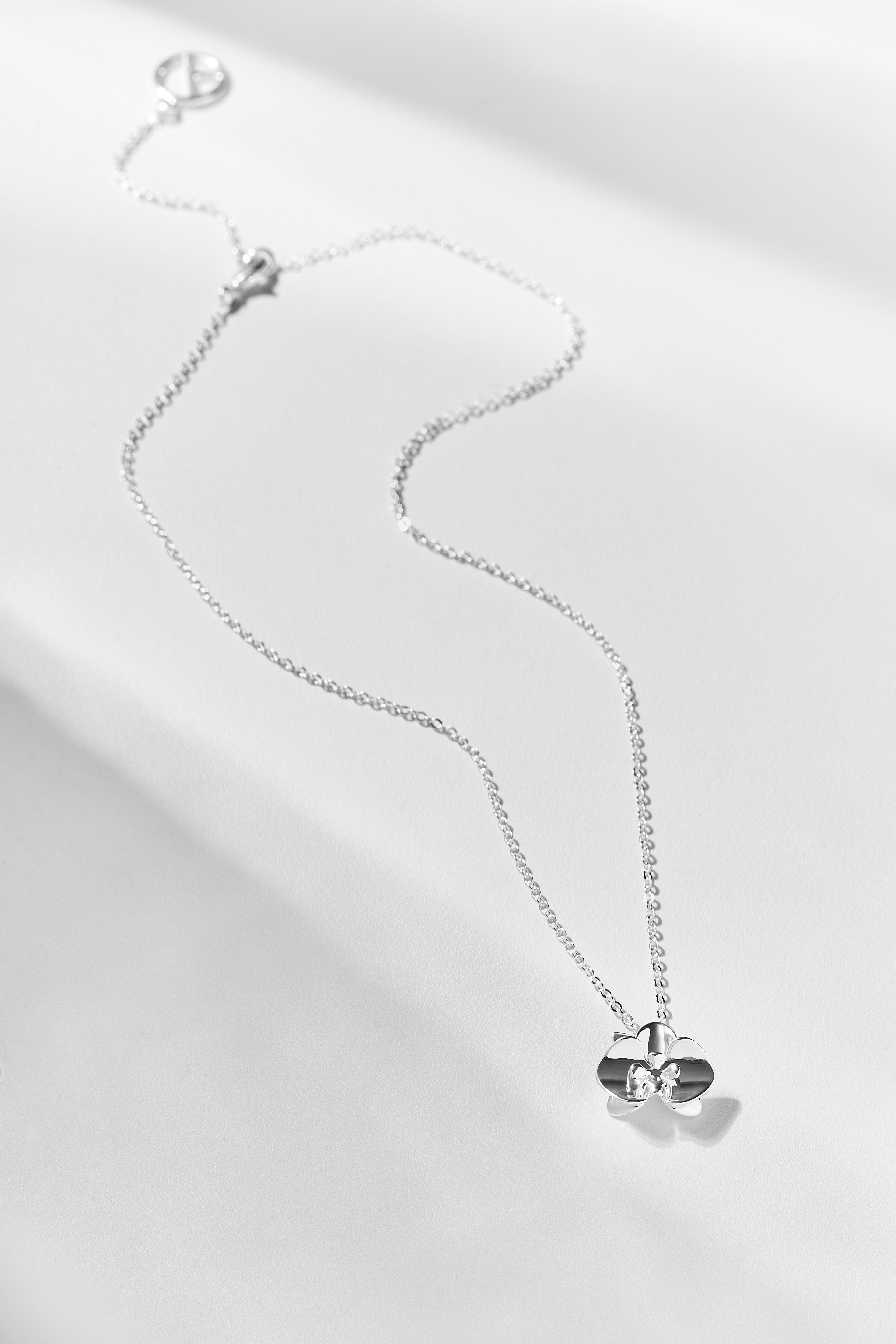 COLAR ORQUIDEA ESSENCIA